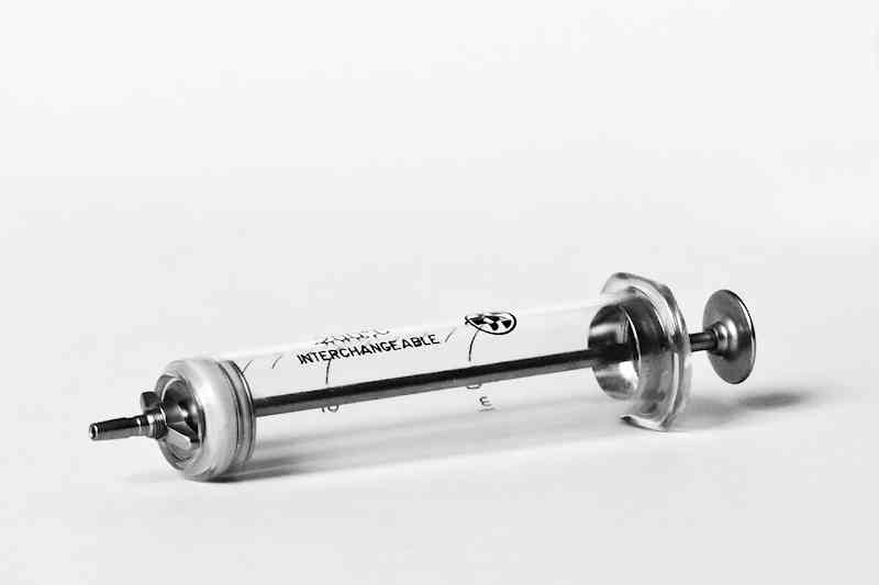 medizin-spritze